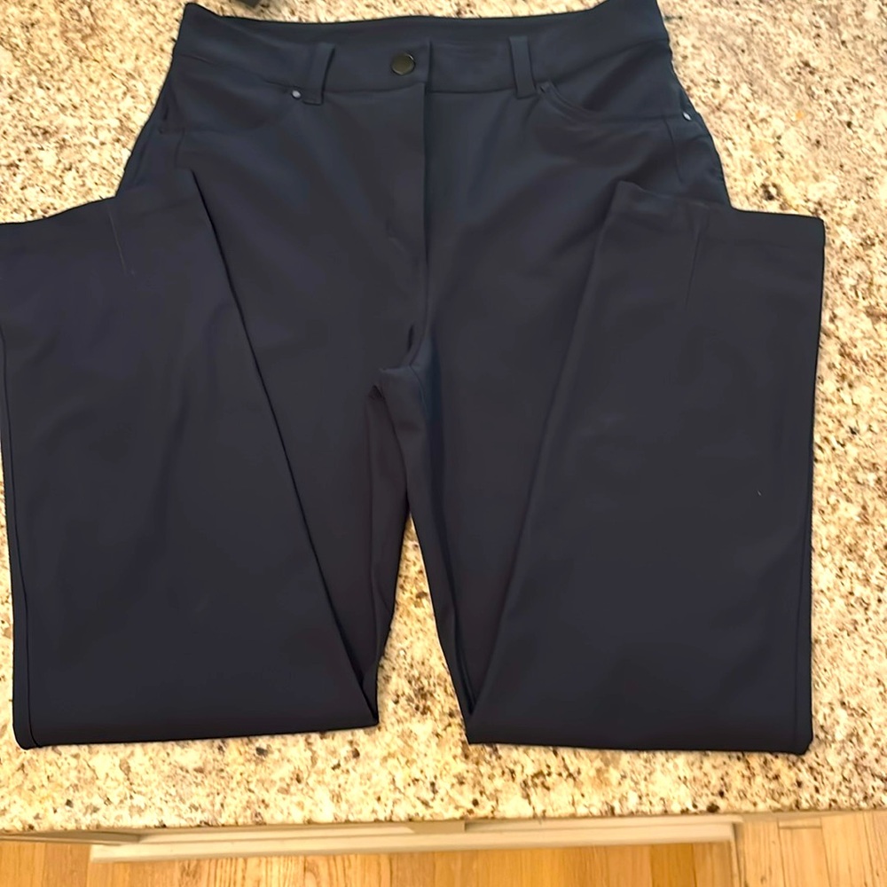 Lululemon —  size 8